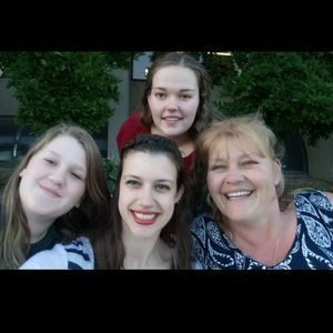 Meet your Posher, Terri